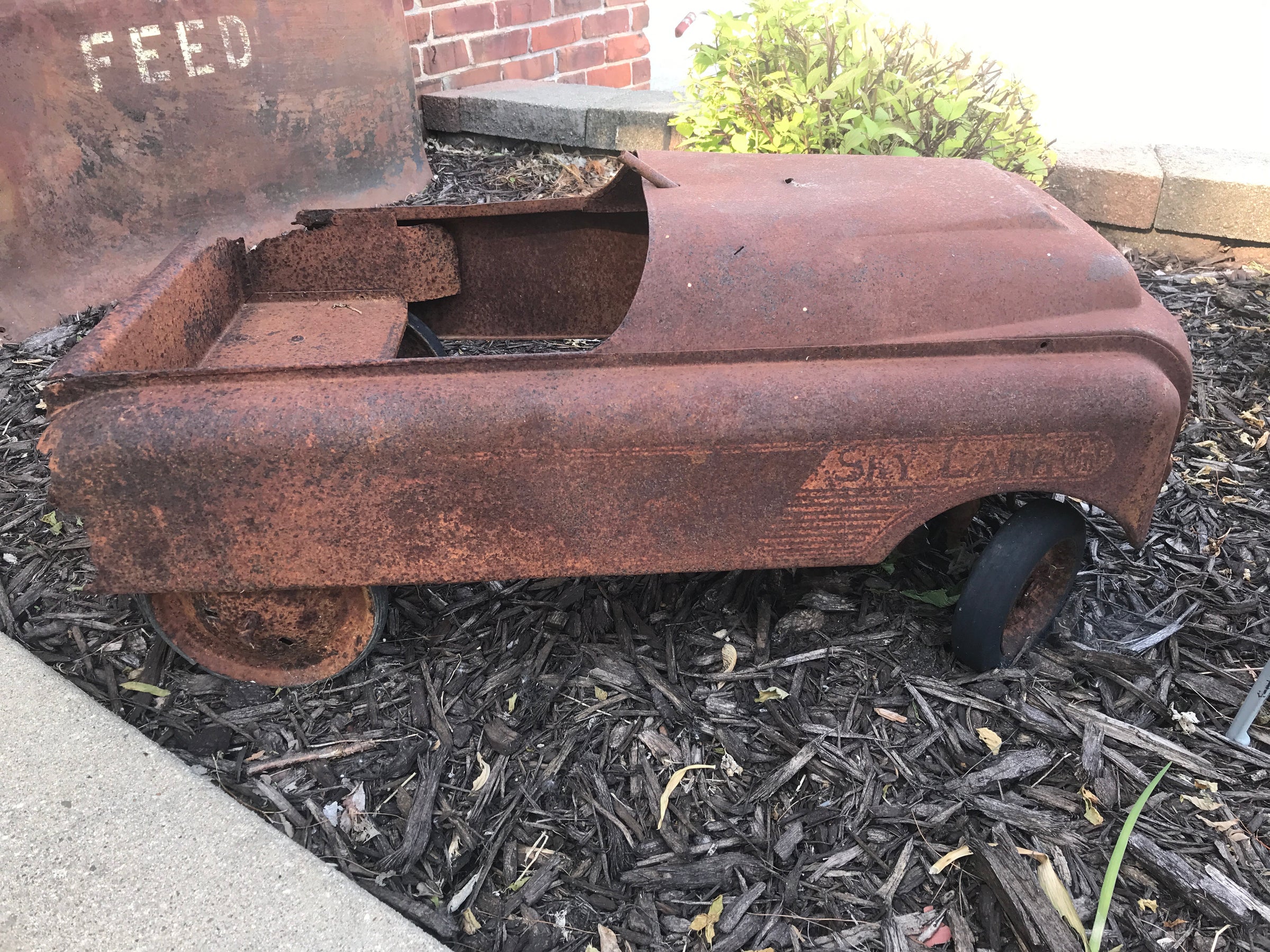 Old Pedal Car Primitive Peddler 206 2nd Street SE Independence